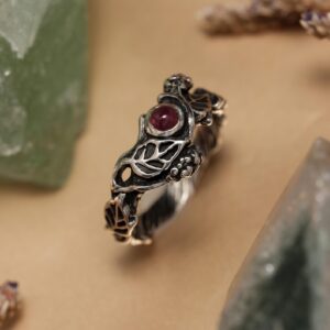 Sterling Botanical Ring MULBERRY | Vintage Berry Ring | Red gem fruit ring | Ruby ring | Silver leaves ring for women | Floral Leaves ring